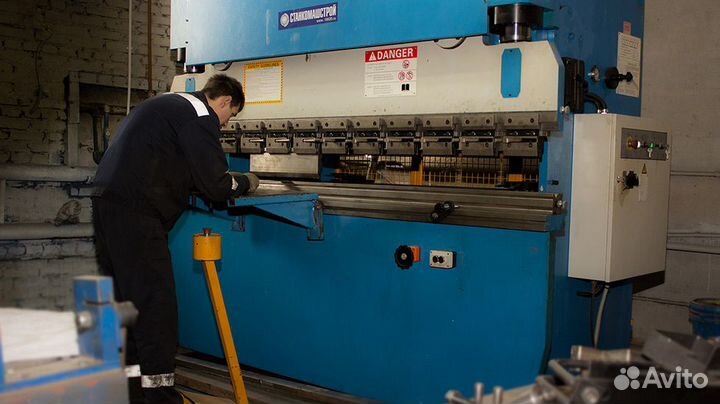 Выполним гибку / рубку листов металла