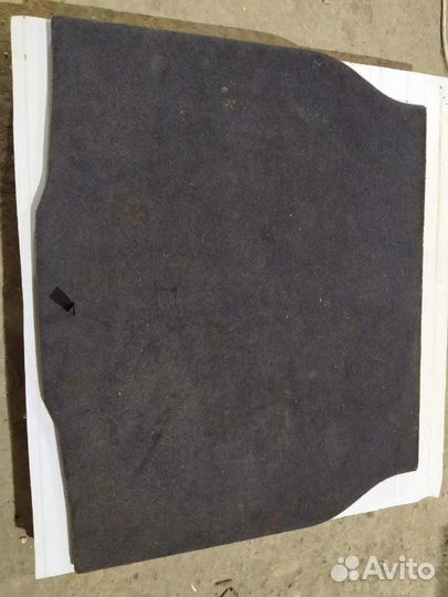 Полка багажника задняя Nissan Tiida хэтчбек 1