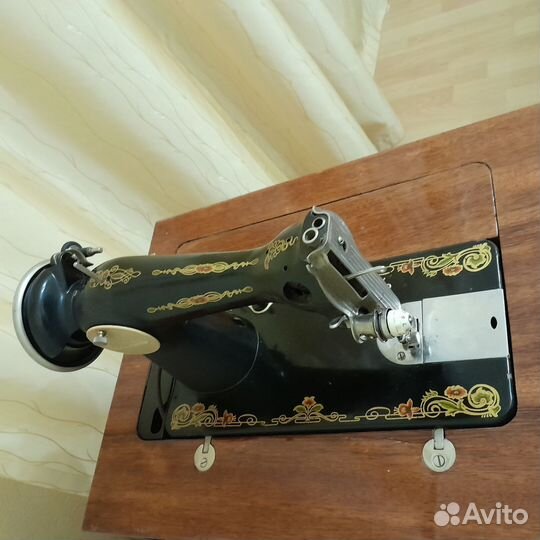Швейная машинка ножная пмз