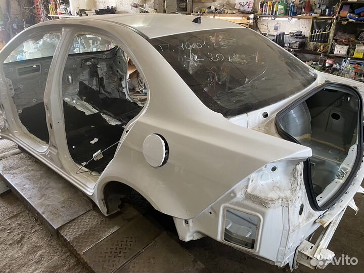 Кузов целиком Mitsubishi Lancer X седан/хетчбэк