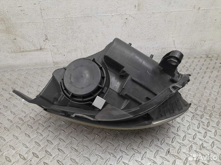 Фара правая, Mercedes R-klasse 2009
