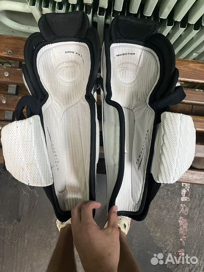 Щитки хоккейные Bauer Pro Series 17’