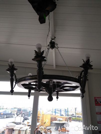 Люстра новая из натурального дерева