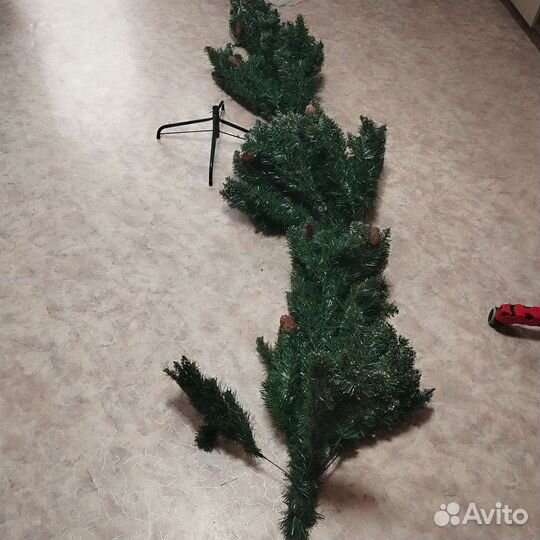 Елка искусственная