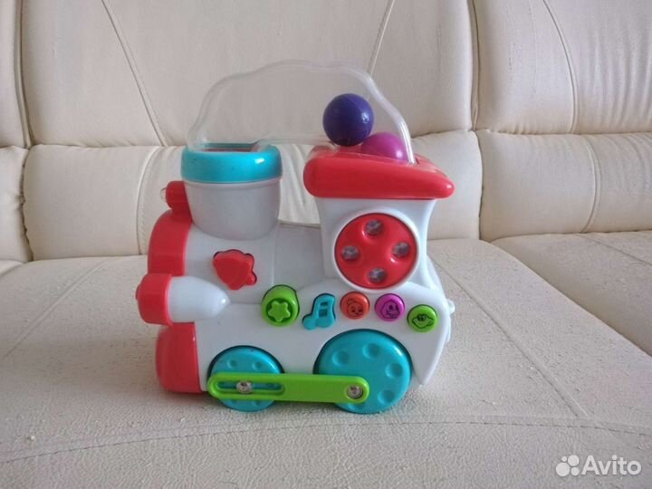 Паровозик на батарейках