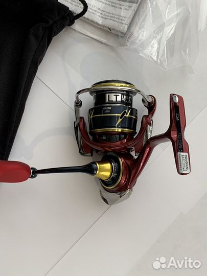 Катушка daiwa salamandura air fc 2500-xh