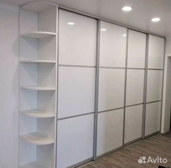 Шкаф купе зеркальный