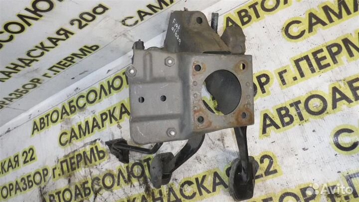 Блок педалей Fiat Albea 2002-2012