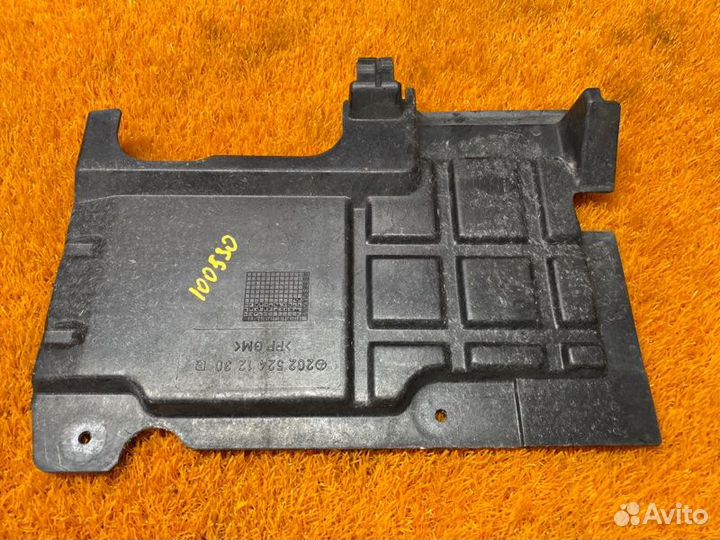 Защита двигателя левая Mercedes-Benz C-Class W202