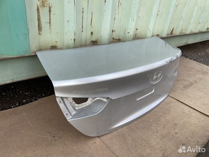 Крышка багажника Hyundai Solaris 2 Оригинал
