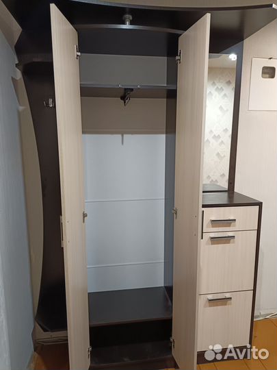 Шкаф пенал бу прихожая