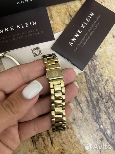Часы наручные женские Anne Klein