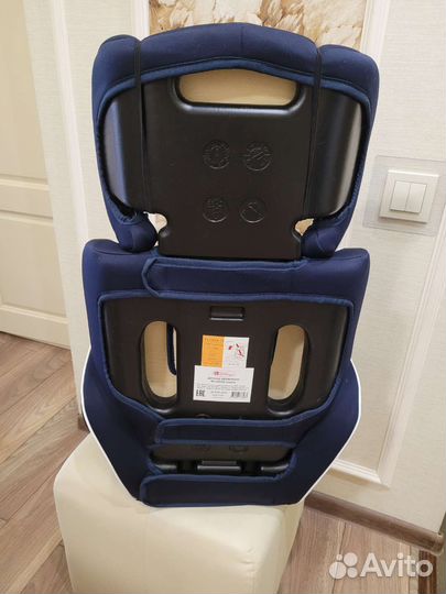 Новое автокресло бустер 3-12 лет