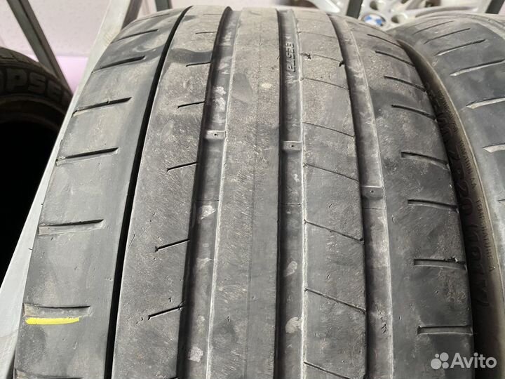 Kumho Ecsta PS91 255/40 R20 и 285/35 R20 101Y