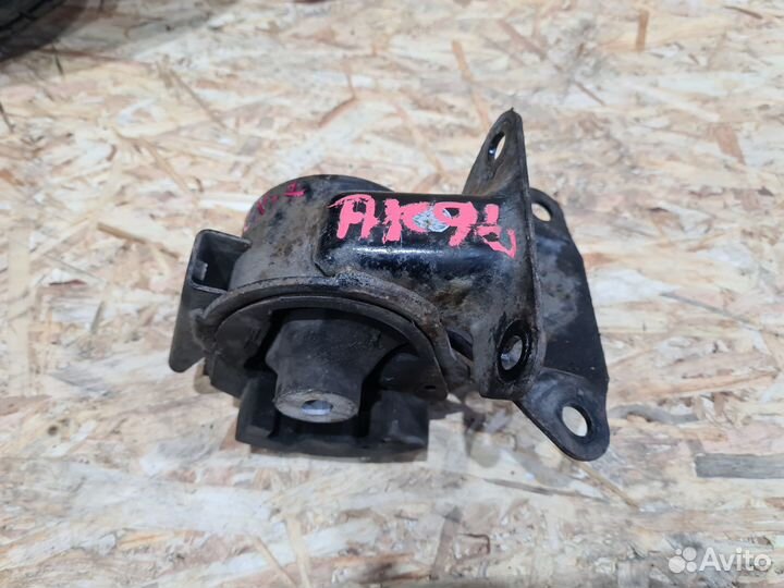 Mazda CX-7 опора двигателя левая