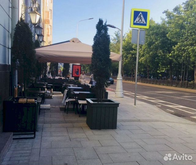 Уличный профессиональный зонт для дачи и сада