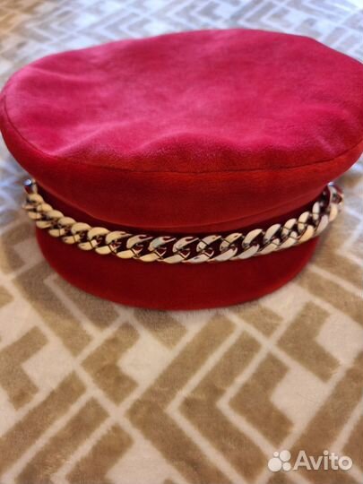 Берет женский