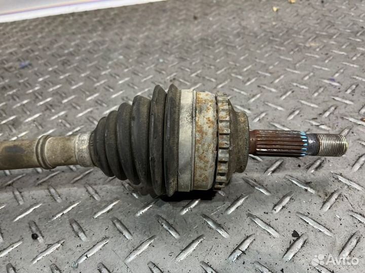 Привод передний левый Renault Clio 2