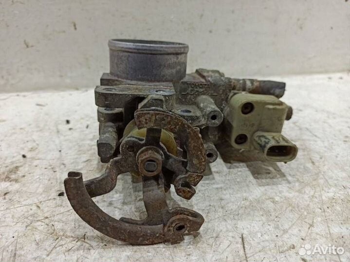 Дроссельная заслонка