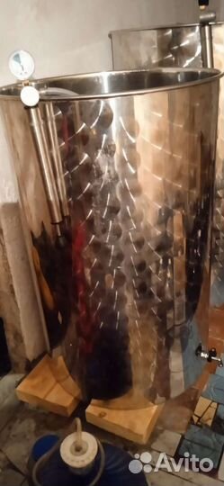 Бочка из нержавейки с пневмокрышкой 300 л