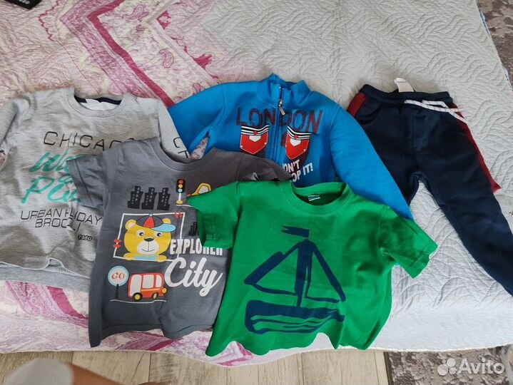 Продам детские вещи