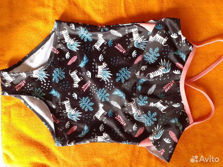 Купальник для девочки + шапочка