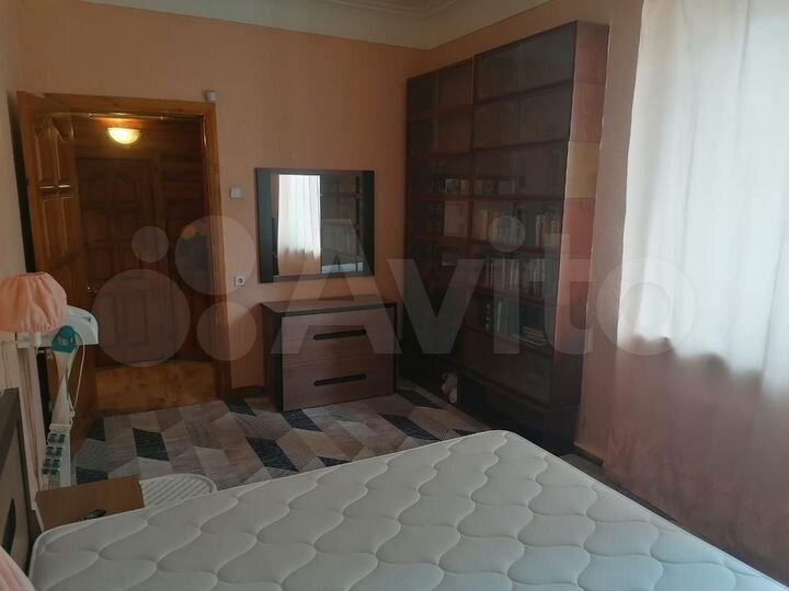 3-к. квартира, 70 м², 2/6 эт.