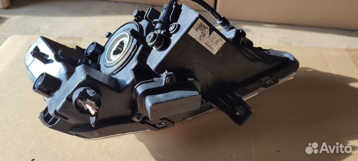 Фара противотуманная левая Hyundai Tucson