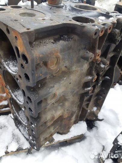 Блок цилиндров Mazda Titan WGM4T TM 1996