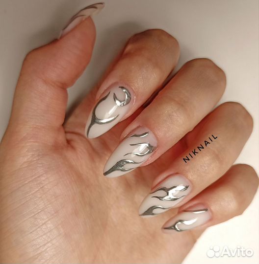 Мастер маникюра и педикюра