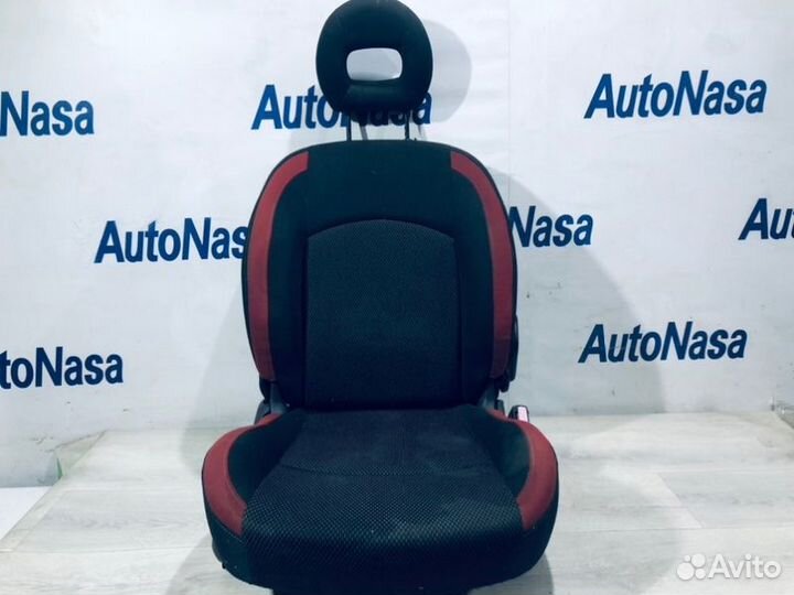 Сиденье переднее правое Peugeot 206 1.4 KFW 2006