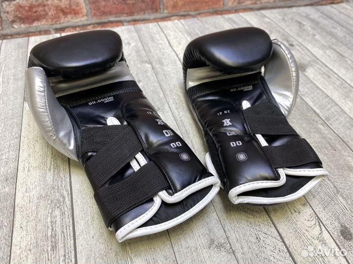 Боксерские перчатки Leone 1947 IL Tecnico 2.0 Blac