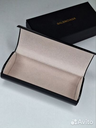 Футляр для очков баленс