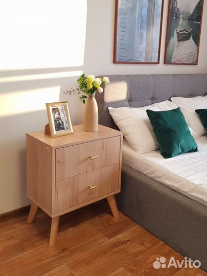 Тумба с ящиками