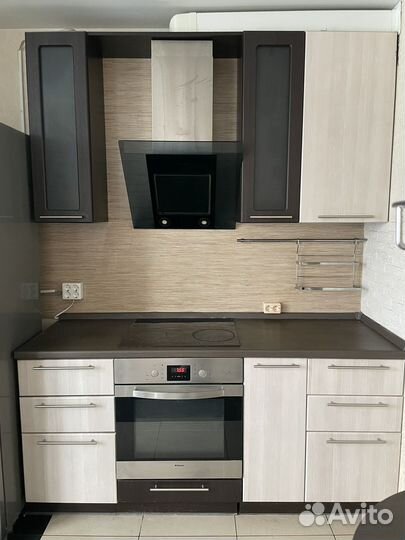 Кухонный гарнитур с техникой