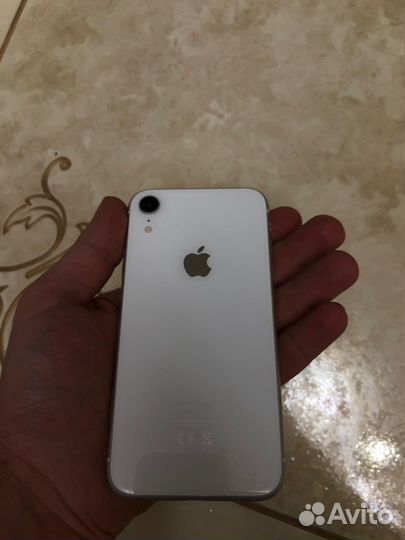 iPhone Xr, 64 ГБ