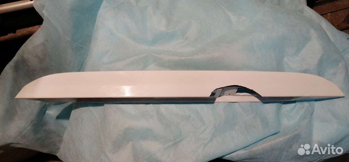 Накладка двери задка LADA xray