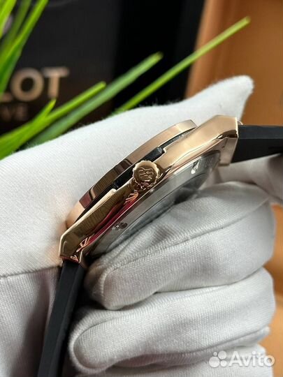 Часы Hublot