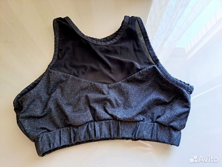 Спортивный топ 44 S