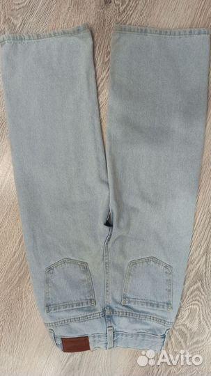 Джинсы клеш