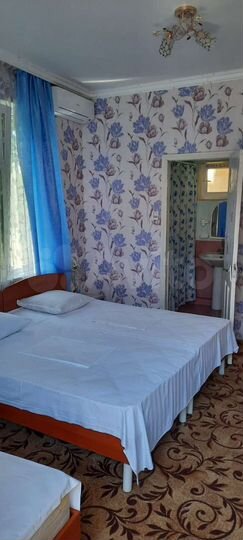 Комната 22 м² в 8-к., 2/3 эт.