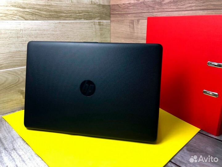 HP AMD/Radeon/8 озу/15.6