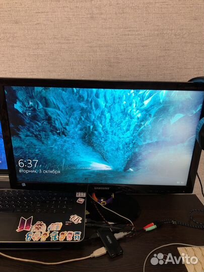 Монитор Samsung