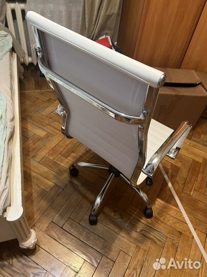 Кресло офисное