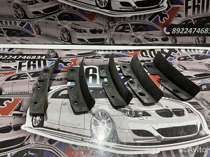Брызговик правый BMW E60 E61