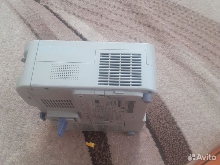 Проектор чтобы смотреть через ноутбук или пк