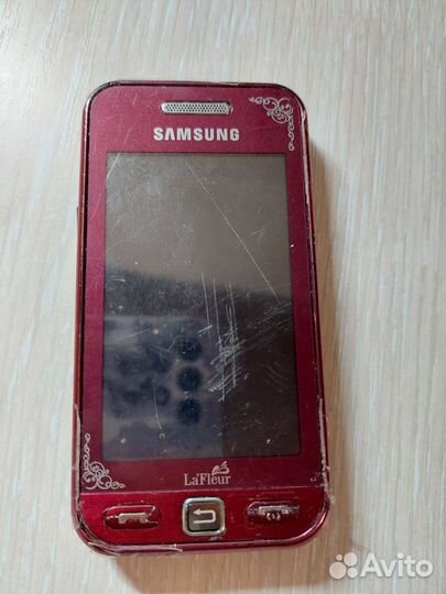 Телефон Samsung