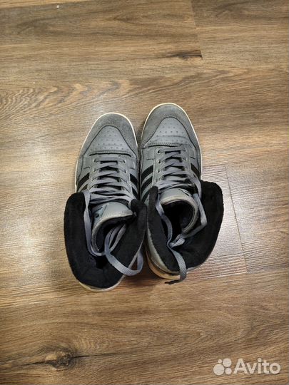 Зимние ботинки Adidas