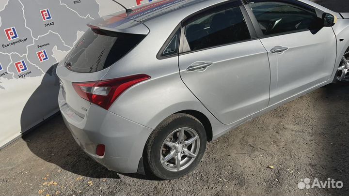 Амортизатор передний правый Hyundai i30 (GD) 54661-A6500