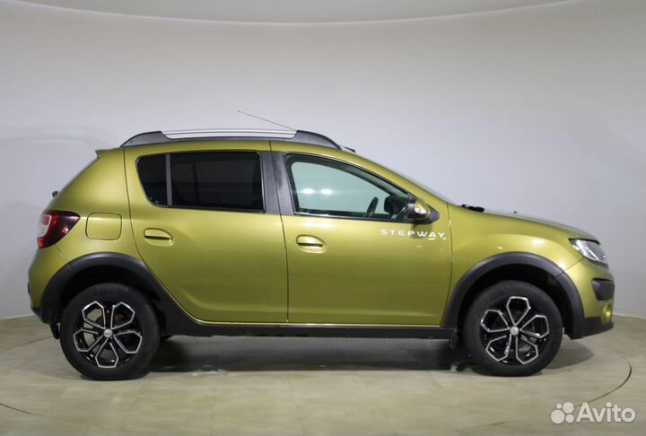 Renault Sandero Stepway 1.6 МТ, 2015, 63 739 км